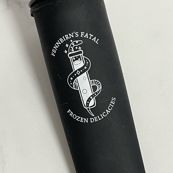 Frozen Delicacies Popsicle Holder | Owlcrate - Picture 2 of 2